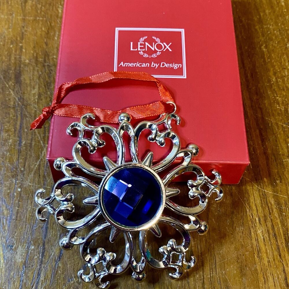 Lenox Bejeweled Snowflake Ornament Silverplate Blue Jewel 3.5" x 4" In Box